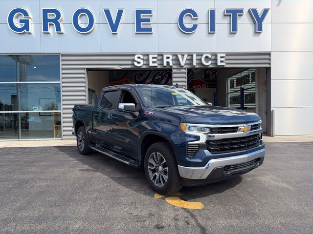 Used 2022 Chevrolet Silverado 1500 LT AWD/4WD image 1