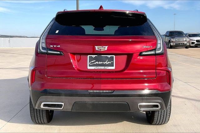Used 2025 Cadillac XT4 Sport image 4