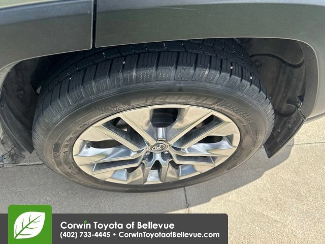 Used 2019 Toyota RAV4 XLE Premium w/ Protection Package FWD image 20