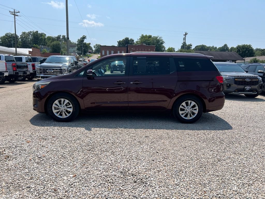 Used 2015 Kia Sedona LX w/ LX Convenience Package FWD image 5