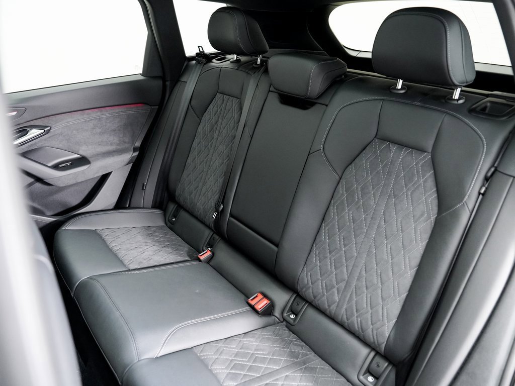 New 2025 Audi SQ6 e-tron Premium Plus image 22