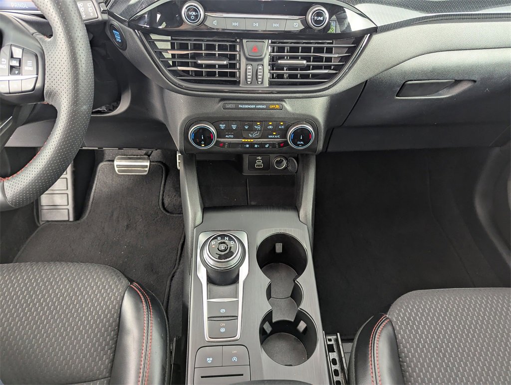 Used 2024 Ford Escape ST-Line image 28