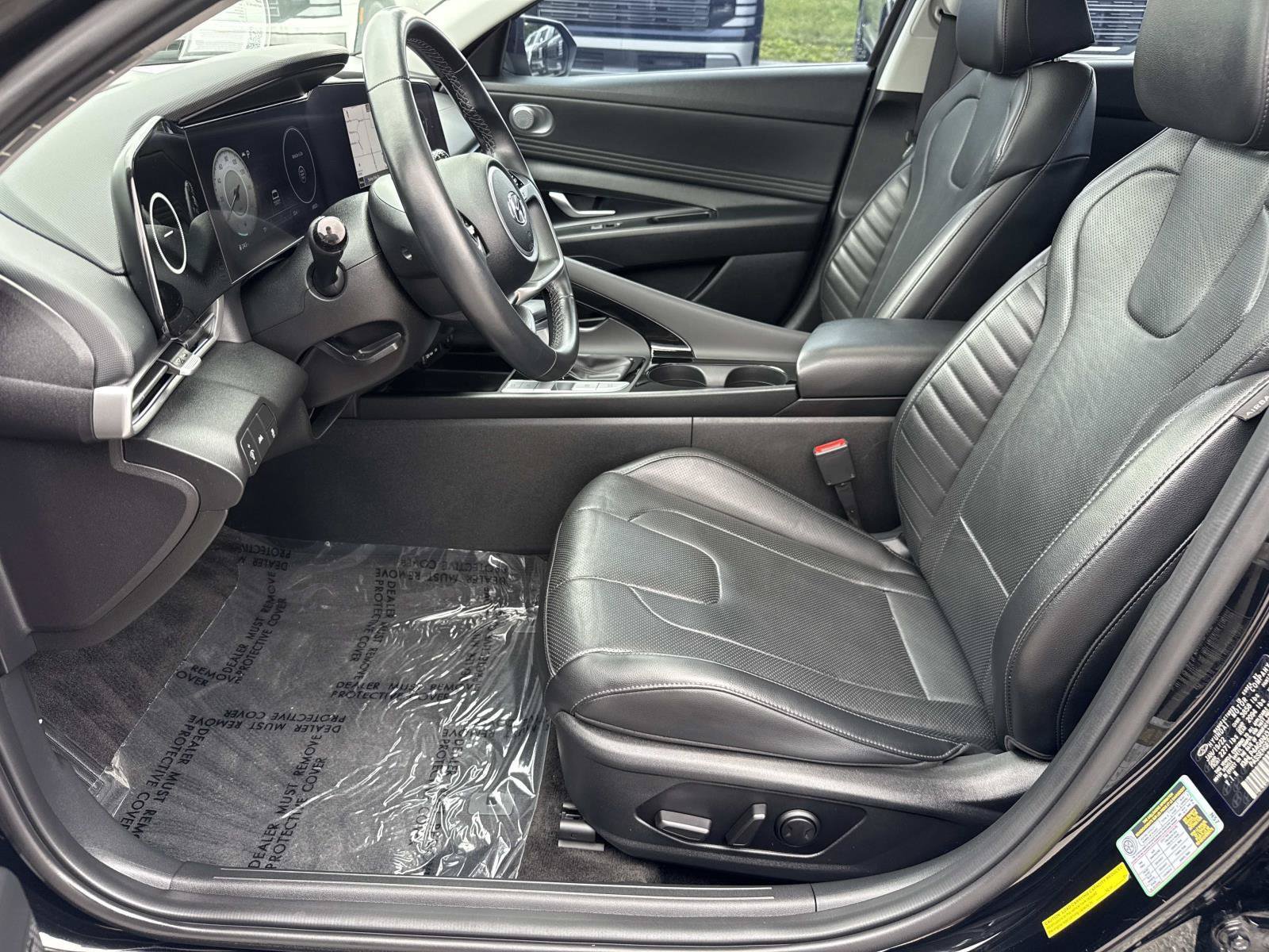 Certified 2022 Hyundai Elantra Limited FWD image 24