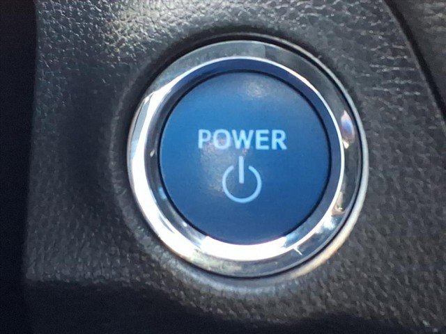 Used 2022 Toyota RAV4 XSE image 18