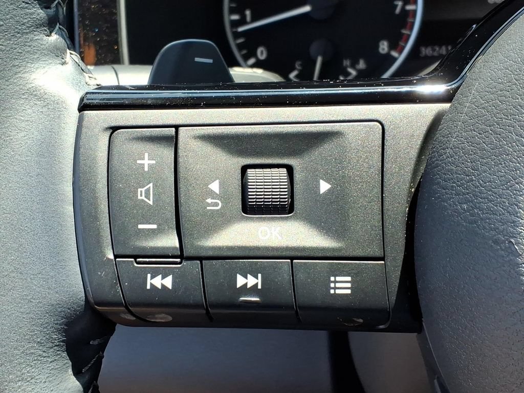 Certified 2024 Nissan Pathfinder SL AWD/4WD image 28