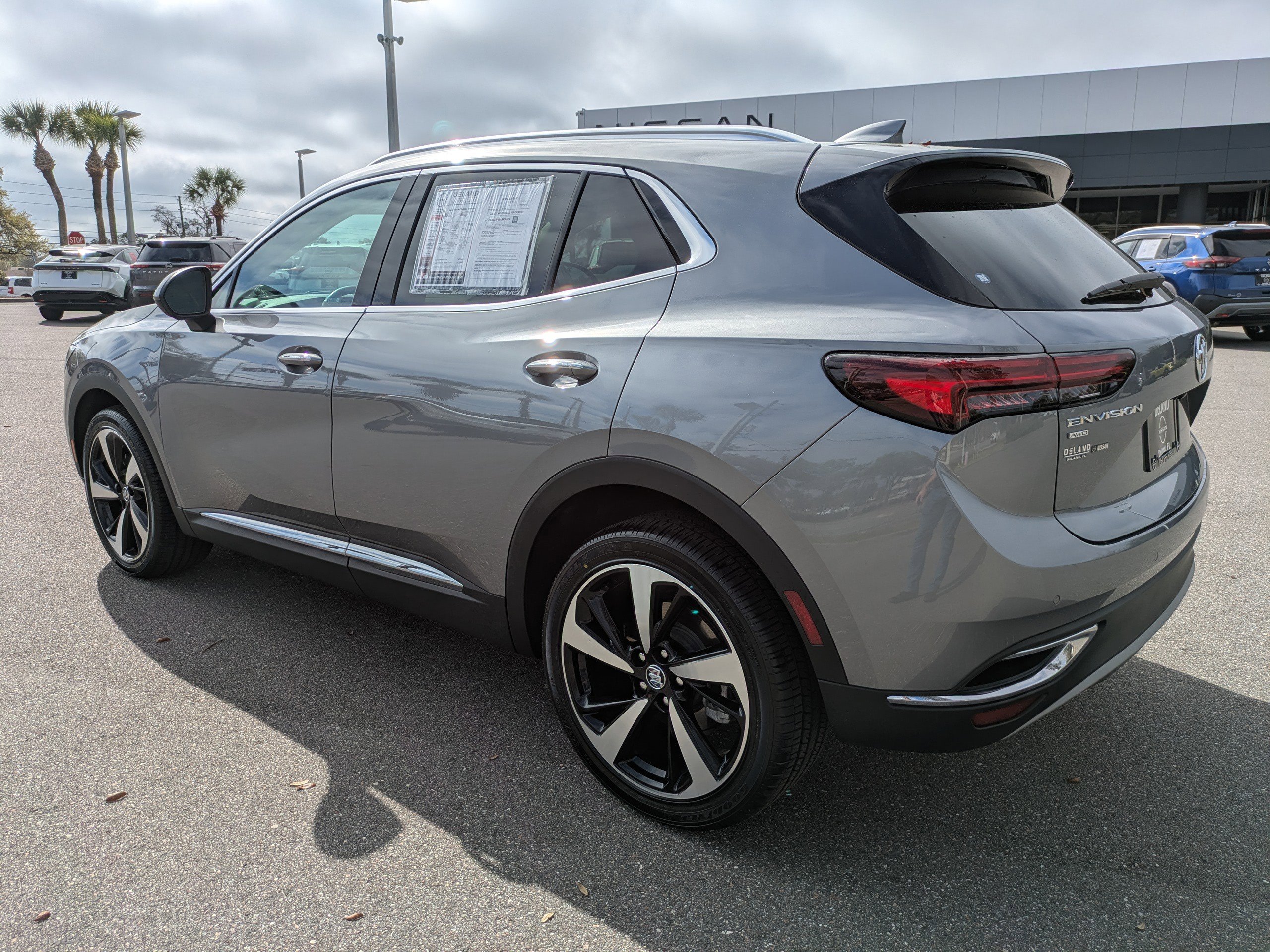 Used 2022 Buick Envision Essence w/ Technology Package I image 6