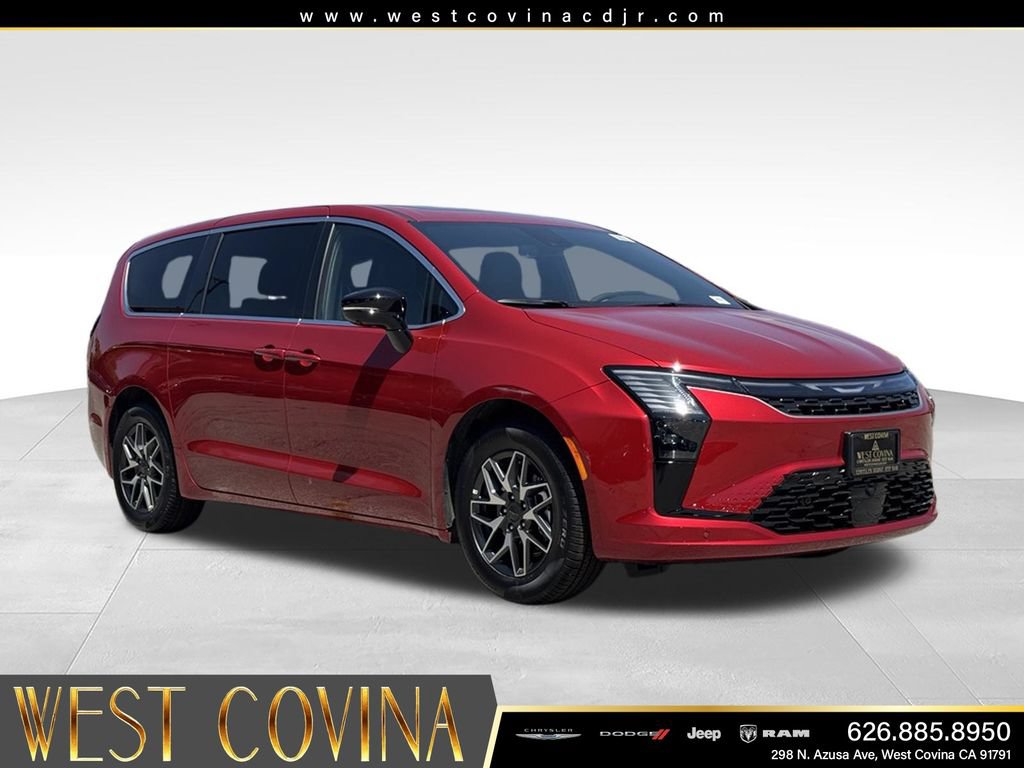 New 2027 Chrysler Pacifica Limited FWD image 5