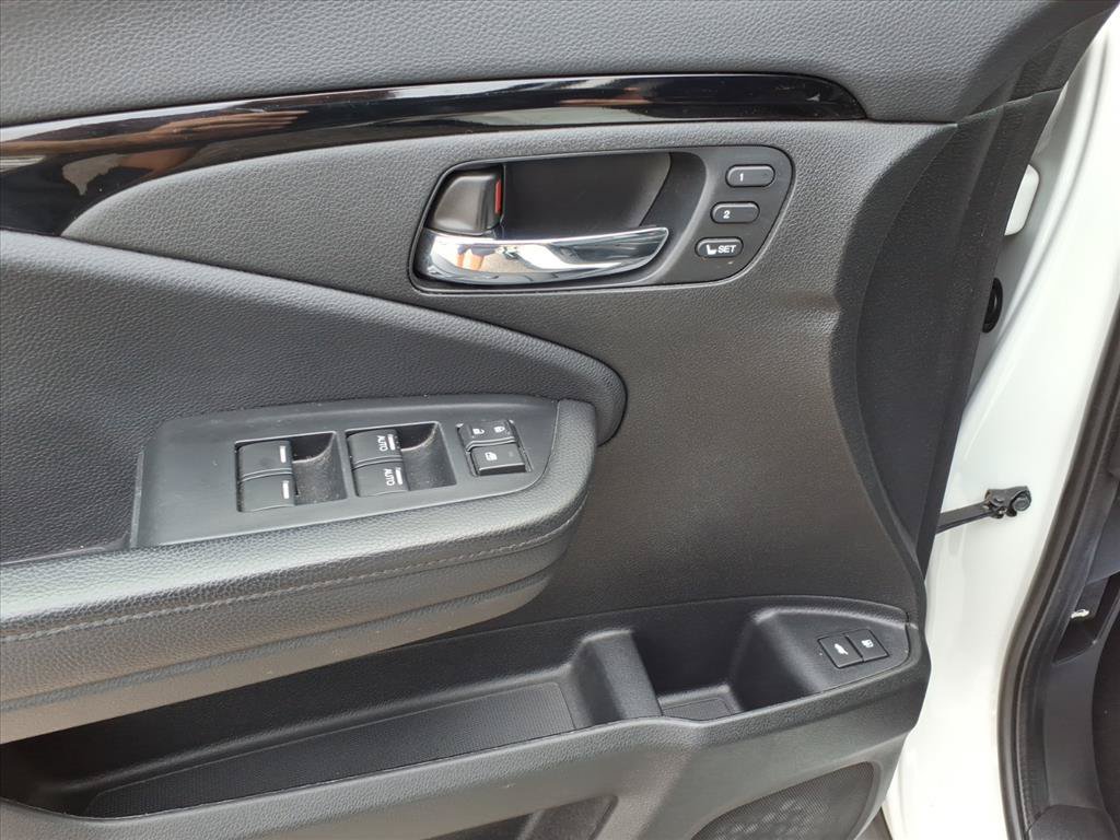 Used 2022 Honda Pilot Touring image 15
