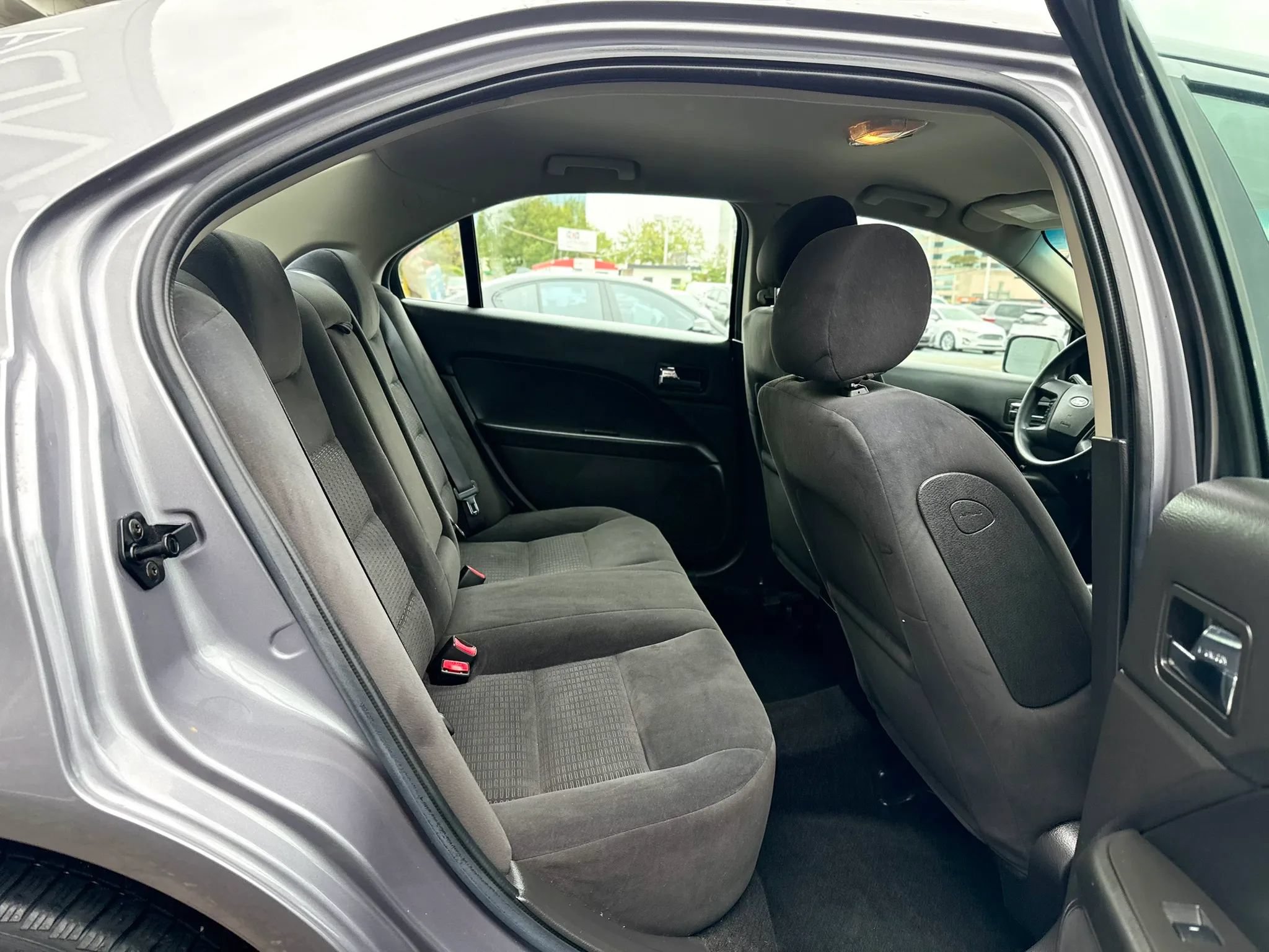 Used 2006 Ford Fusion SE FWD image 26