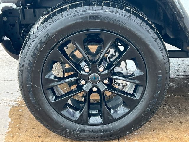 Used 2025 Jeep Wrangler Unlimited Sahara image 7