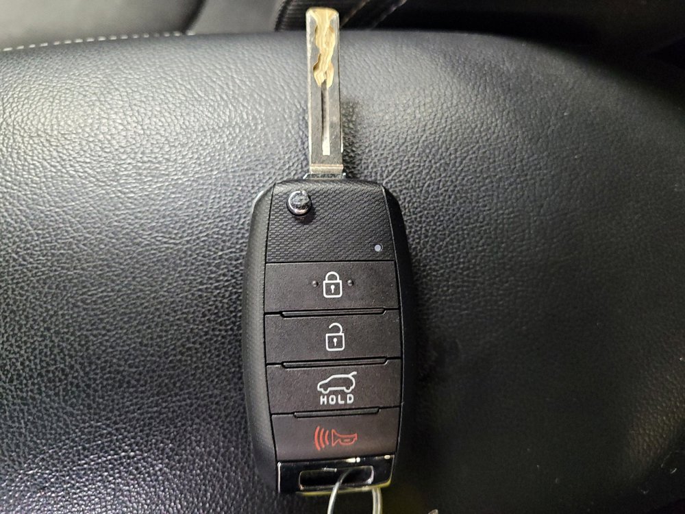 Used 2019 Kia Soul + FWD image 32