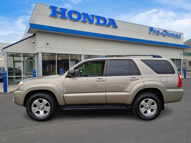 Used 2007 Toyota 4Runner SR5 AWD/4WD image 7