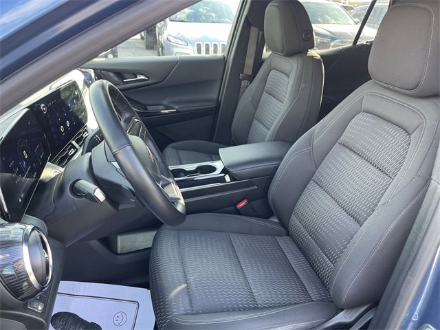 Used 2025 Chevrolet Equinox LT image 11