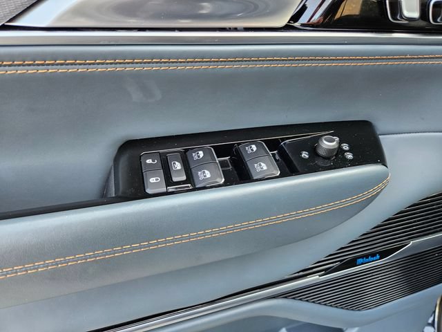 Used 2022 Jeep Grand Wagoneer Series III w/ Rear Seat Video Group 1 AWD/4WD image 17