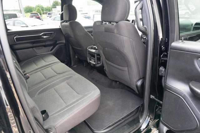Used 2025 RAM 1500 Big Horn AWD/4WD image 35
