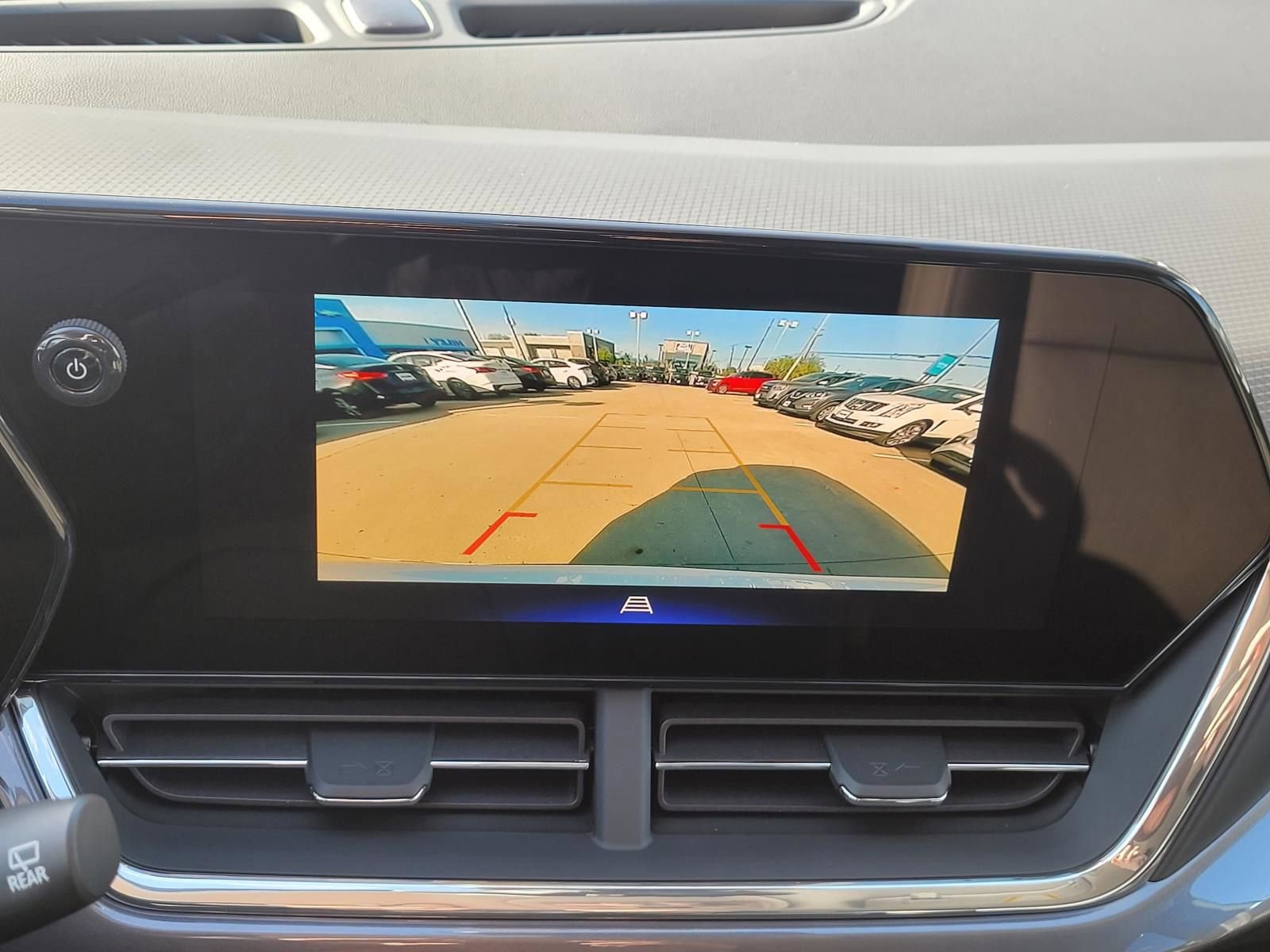 New 2026 Chevrolet Trax ACTIV FWD image 17