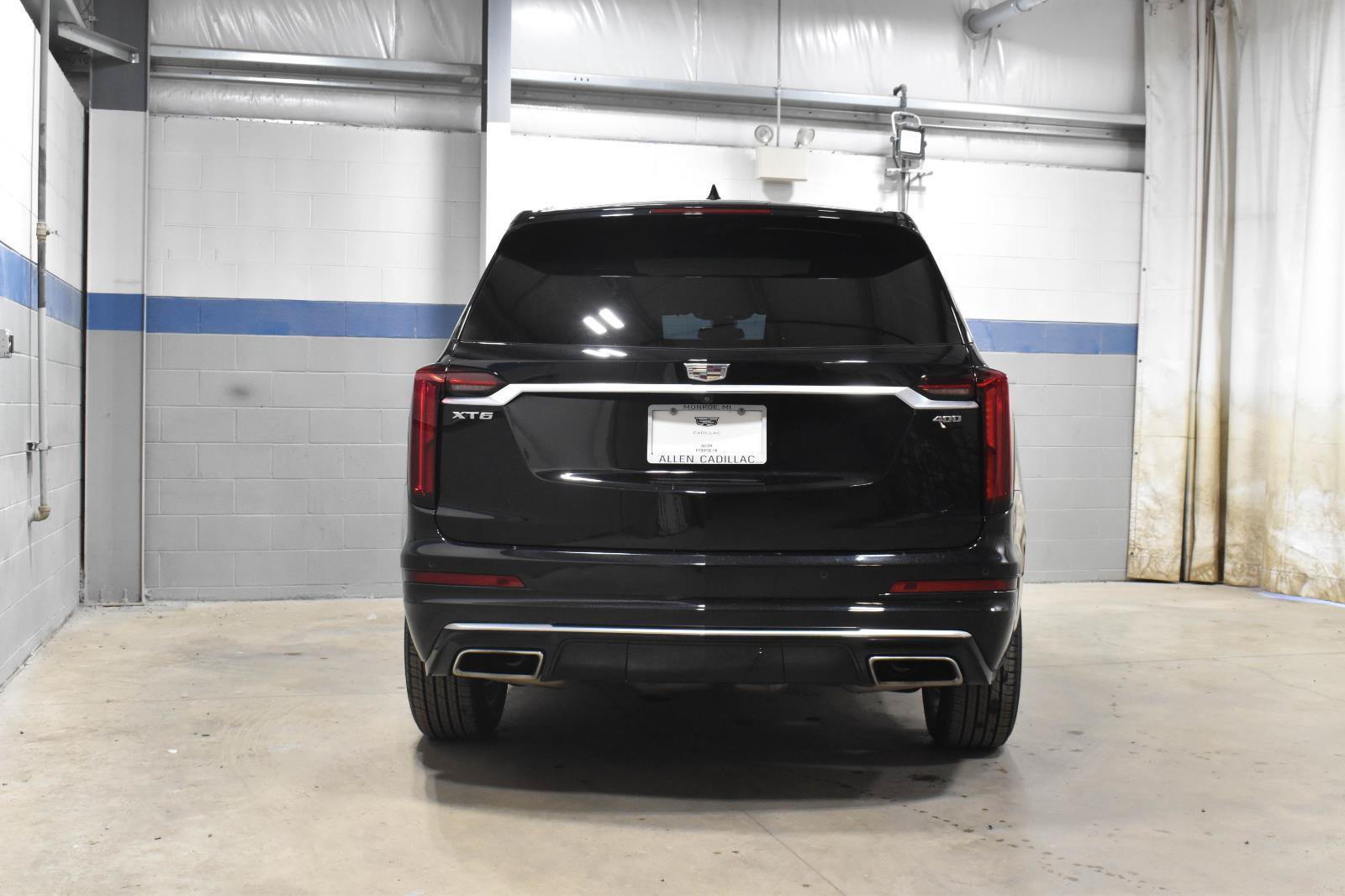Certified 2024 Cadillac XT6 Premium Luxury FWD image 27