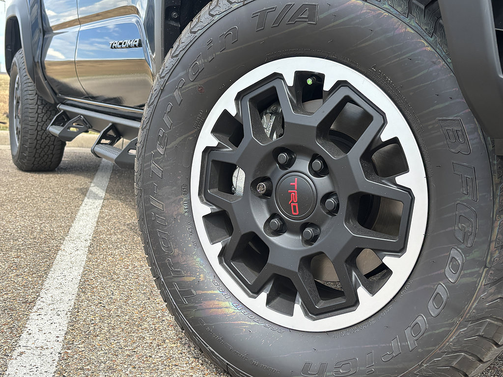 New 2026 Toyota Tacoma TRD Off-Road AWD/4WD image 2