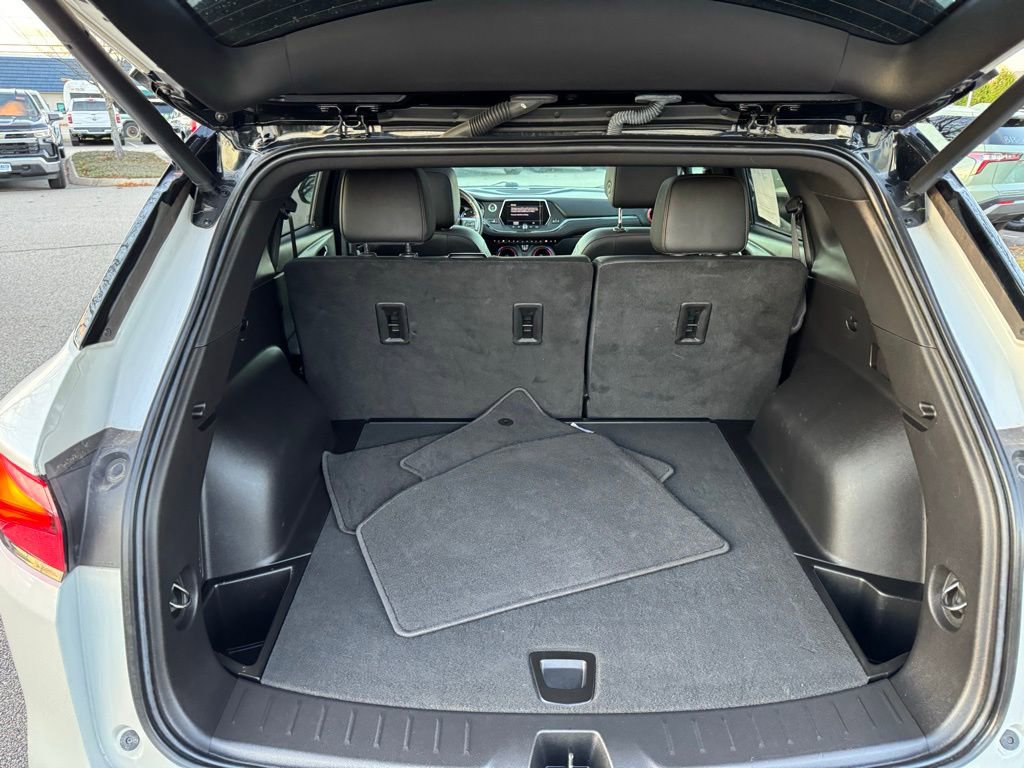 Used 2022 Chevrolet Blazer RS w/ Enhanced Convenience Package image 19