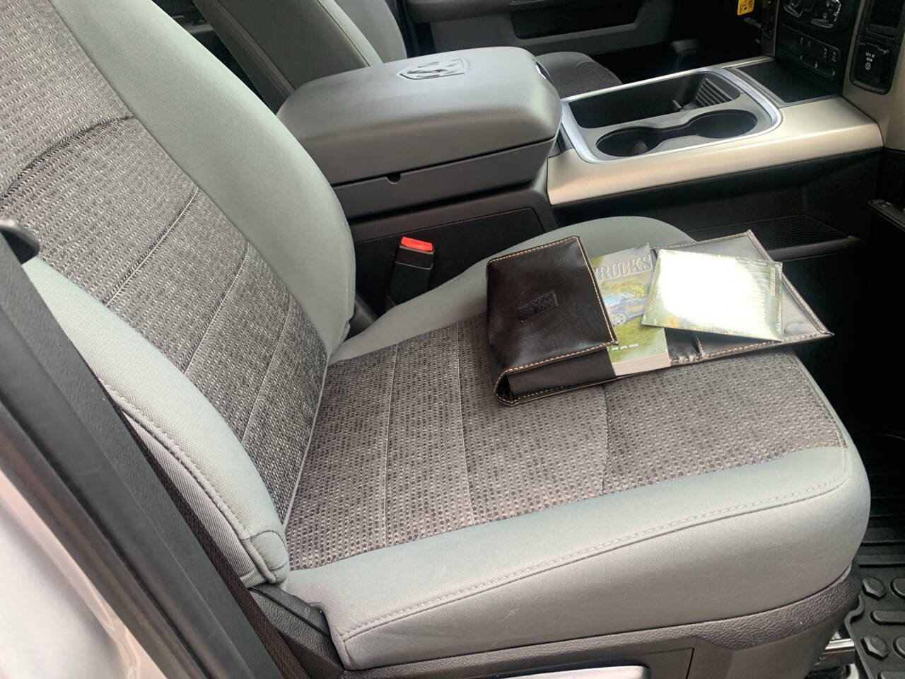 Used 2017 RAM 1500 Outdoorsman image 24