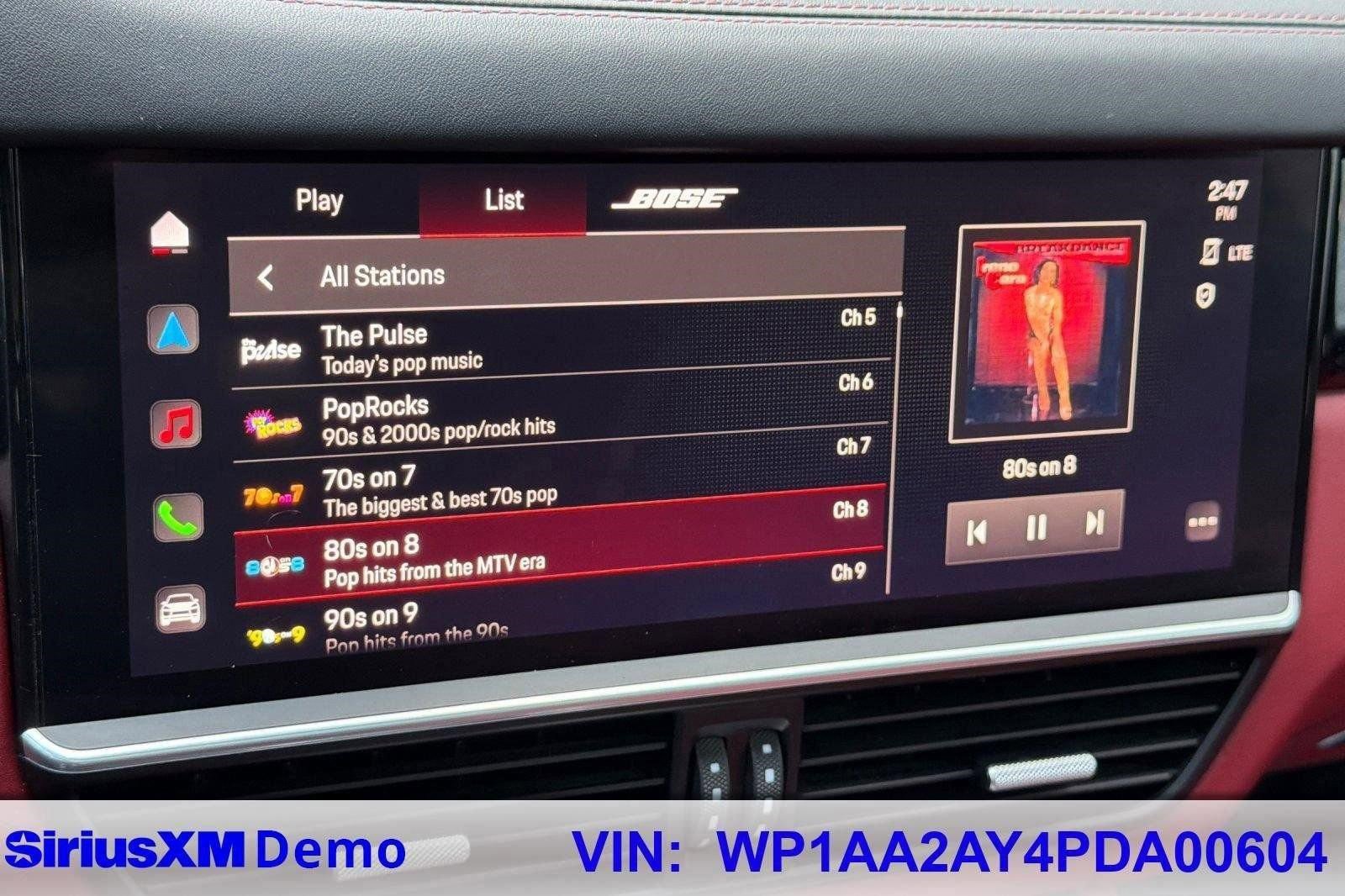 Used 2023 Porsche Cayenne Platinum Edition image 37