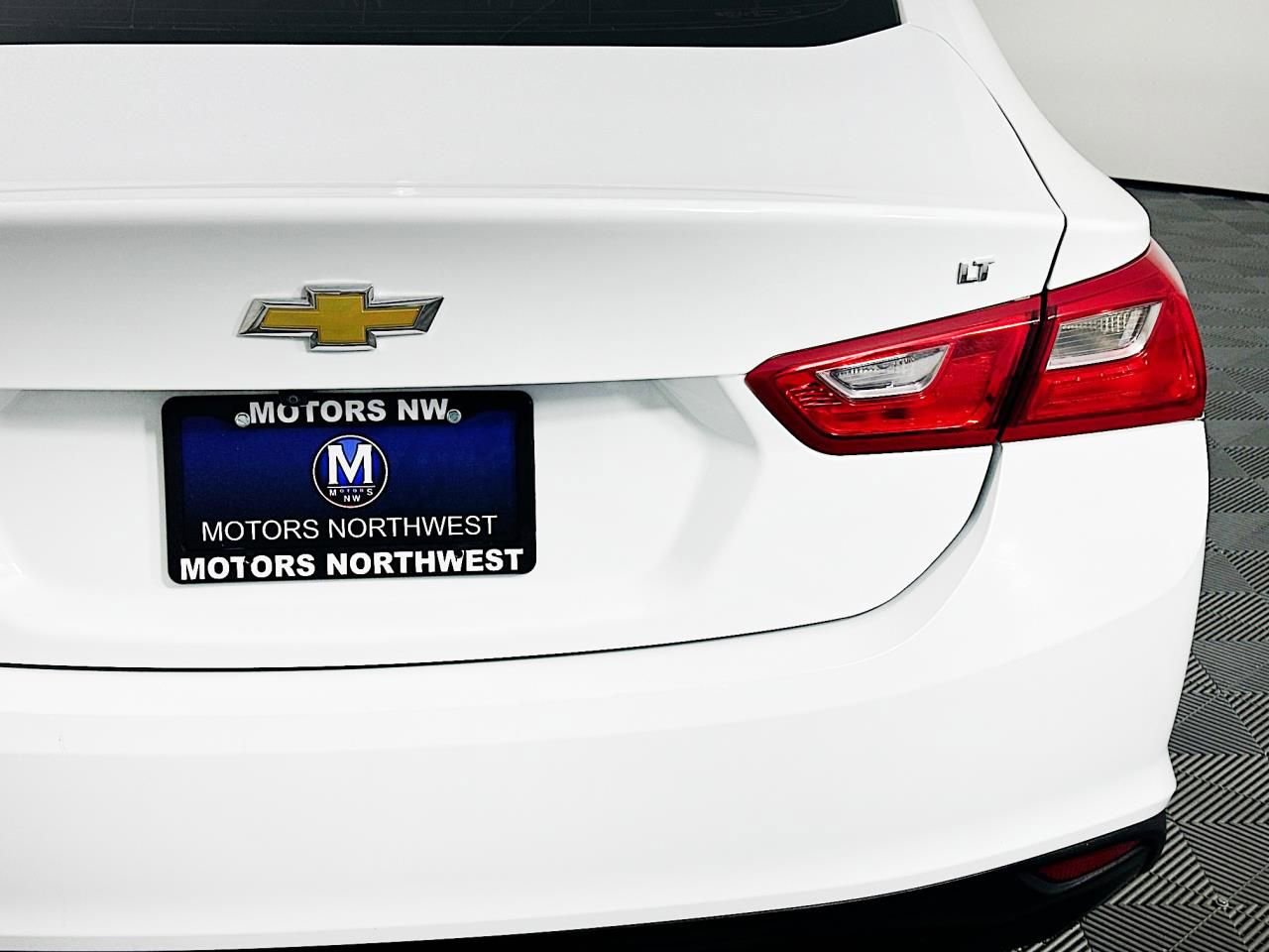 Used 2023 Chevrolet Malibu LT image 13