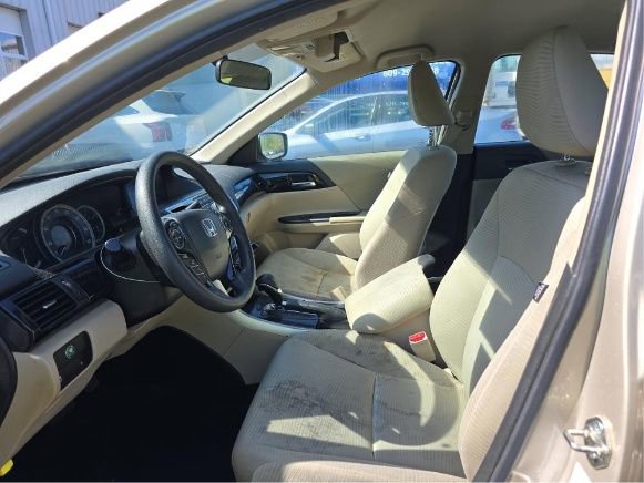 Used 2016 Honda Accord LX image 4