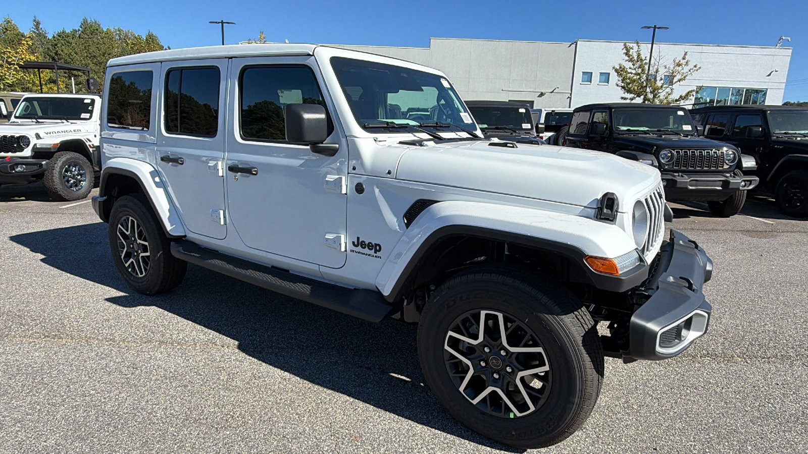 New 2027 Jeep Wrangler Unlimited Sahara AWD/4WD image 5