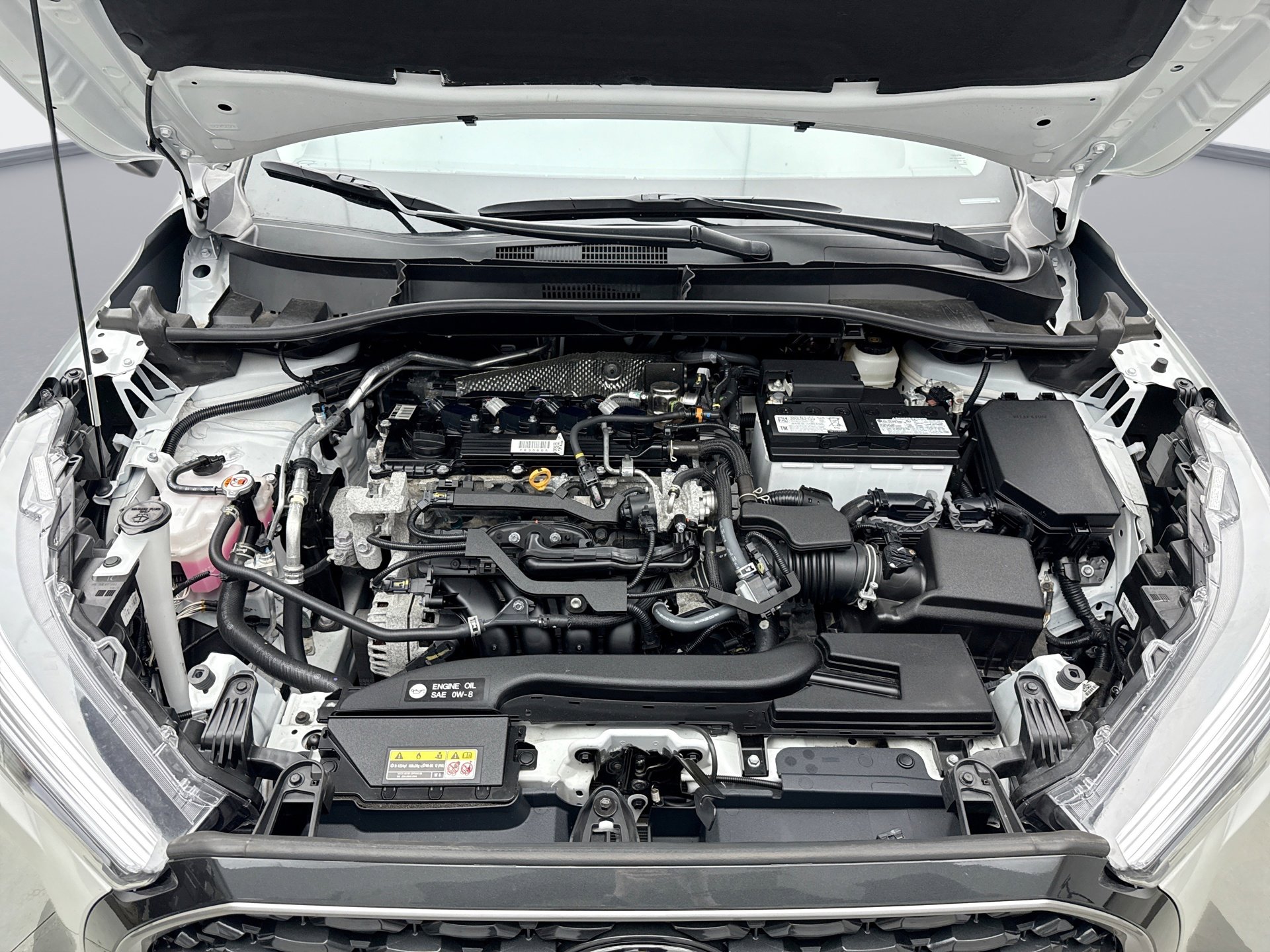 Used 2024 Toyota Corolla Cross XLE w/ Convenience Package image 29