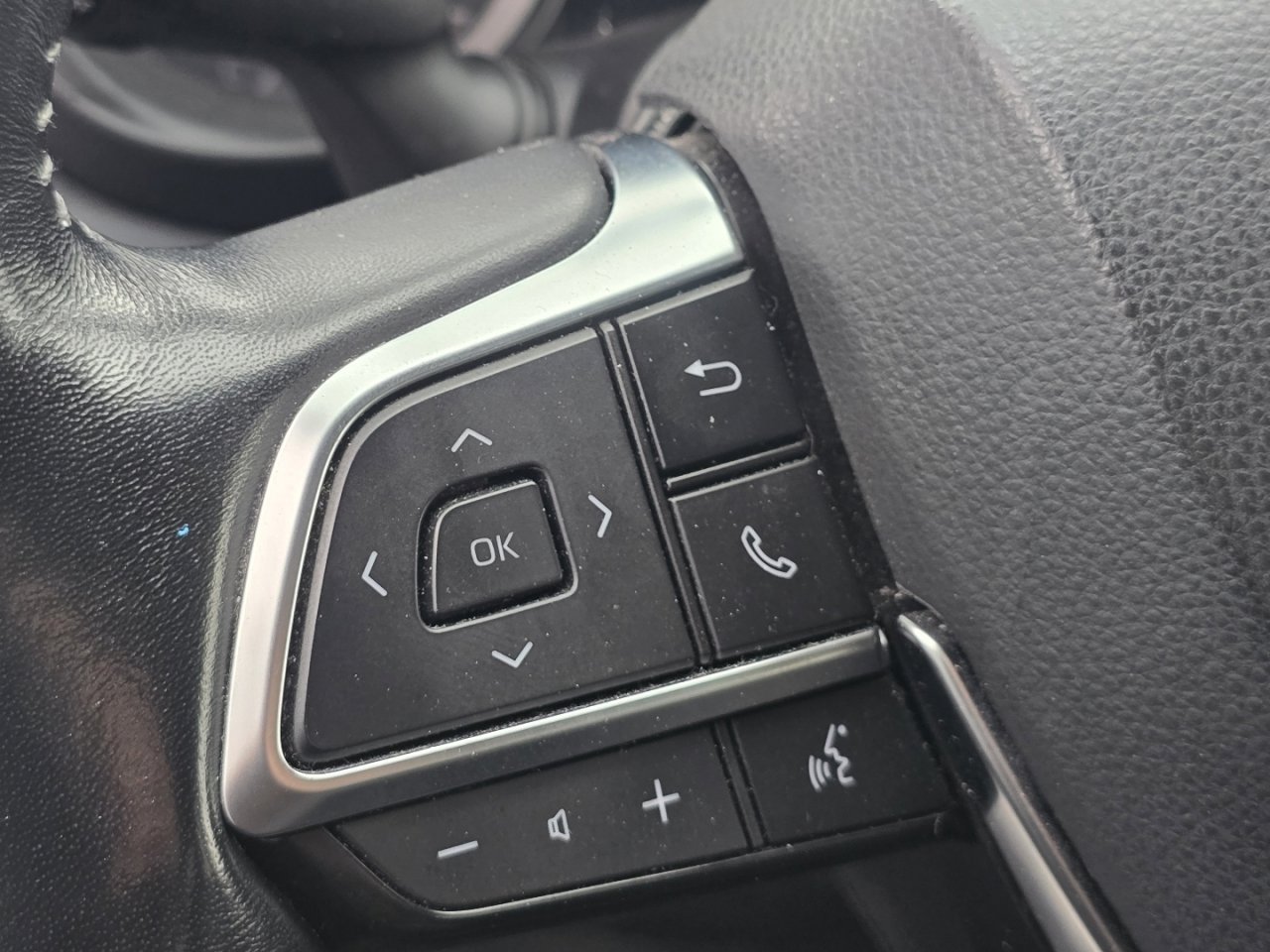 Used 2021 Toyota Highlander Platinum image 23