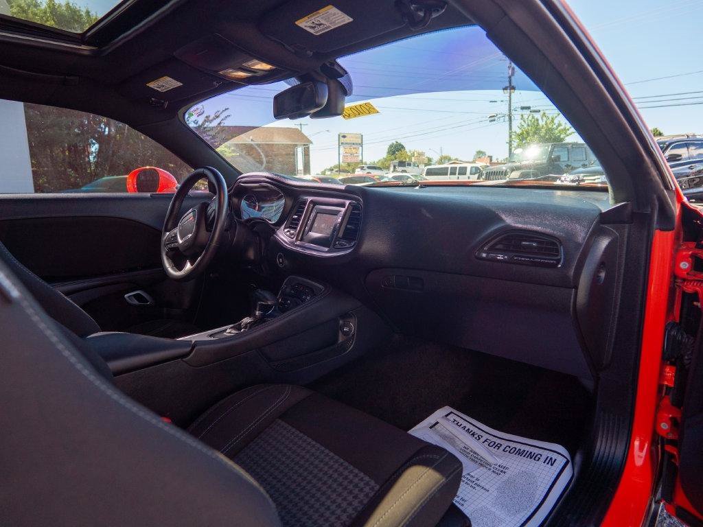 Used 2016 Dodge Challenger R/T w/ Sound Group RWD image 21