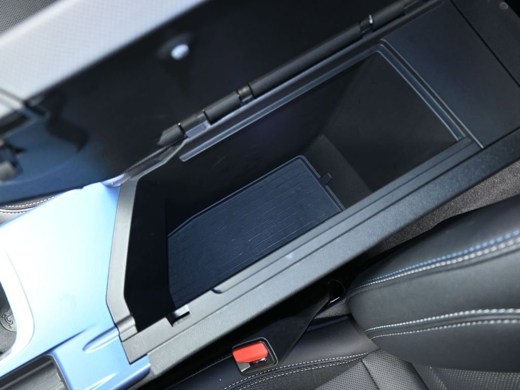 Used 2025 Chevrolet Equinox EV LT w/ Convenience Package image 22