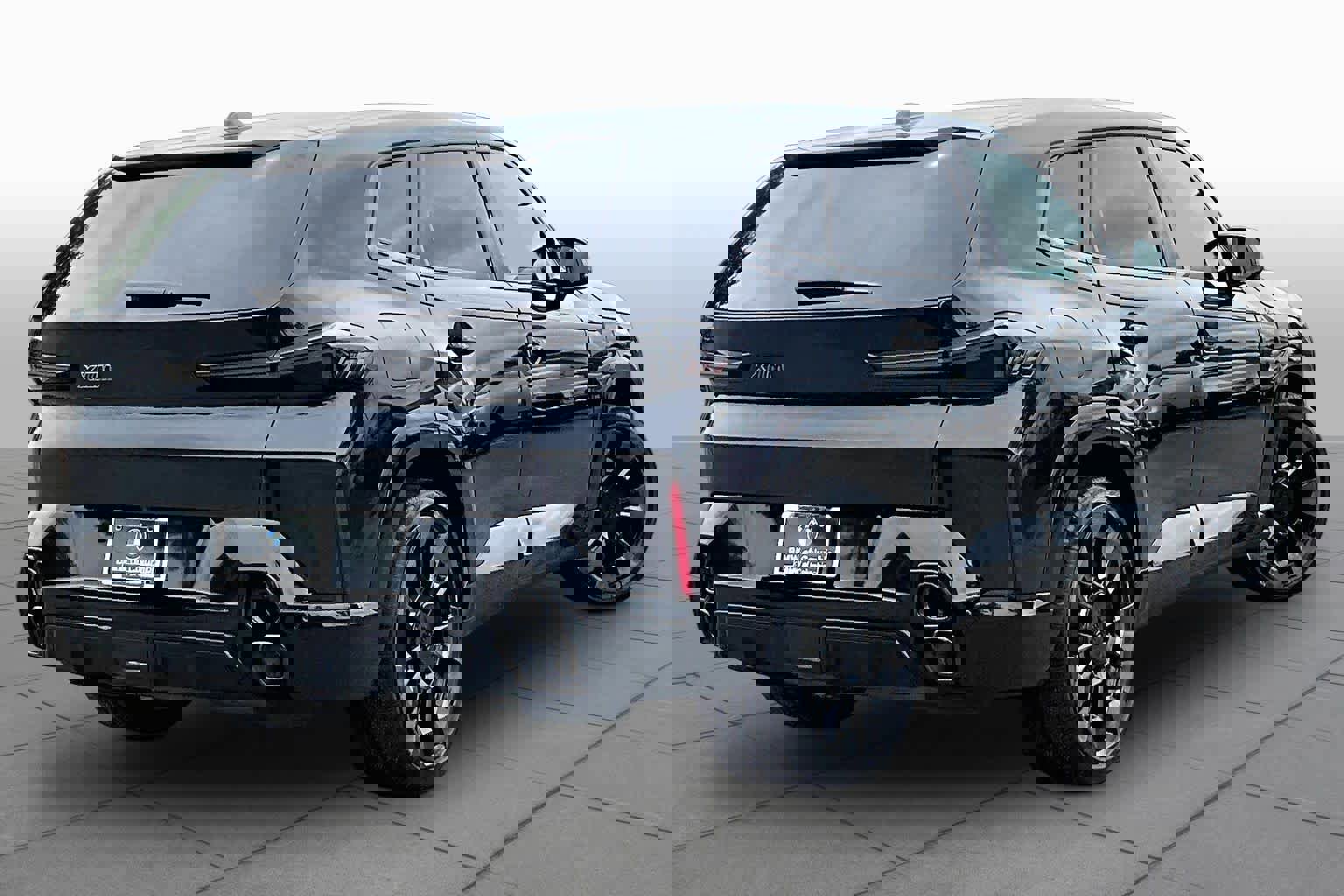 Used 2024 BMW XM AWD/4WD image 12