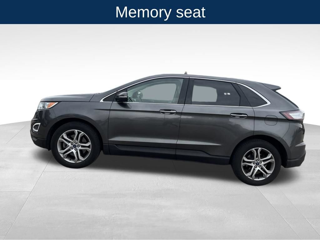 Used 2017 Ford Edge Titanium w/ Technology Package AWD/4WD image 14