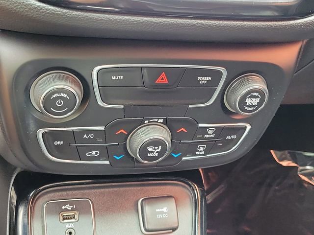 Used 2019 Jeep Compass Limited FWD image 13