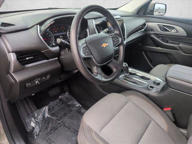 Used 2020 Chevrolet Traverse LT image 10