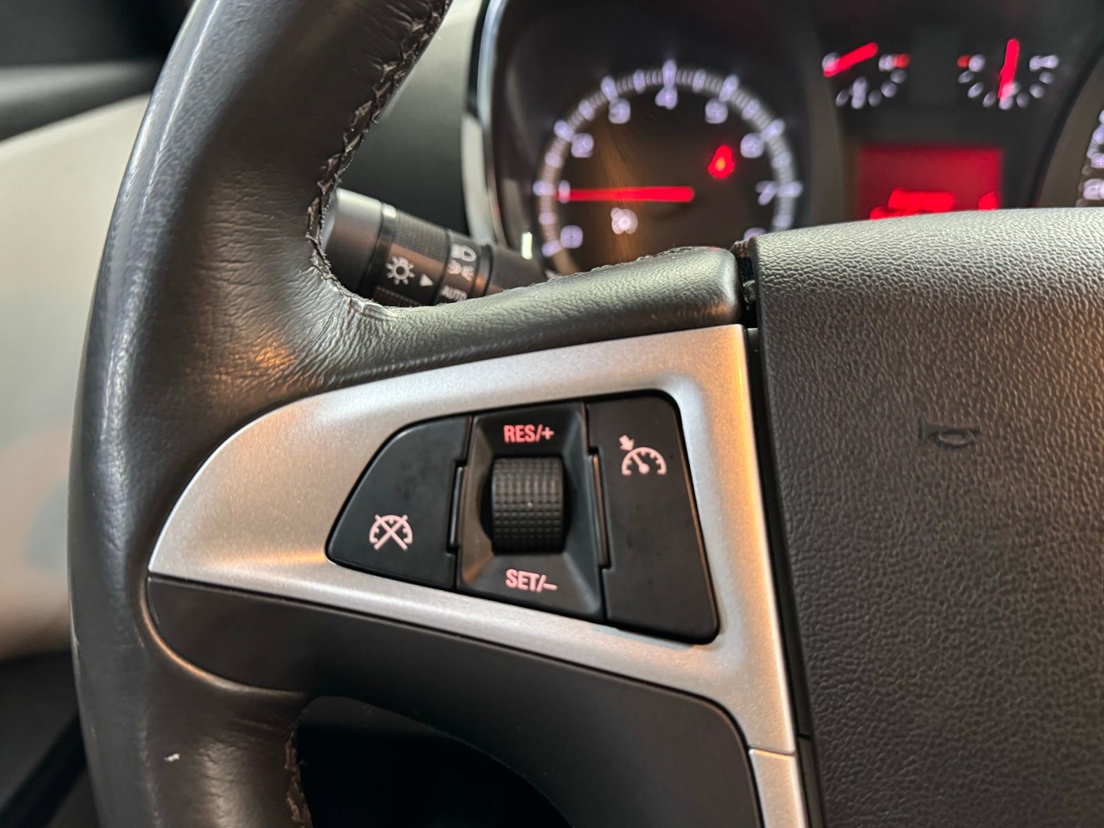 Used 2011 GMC Terrain SLE image 21