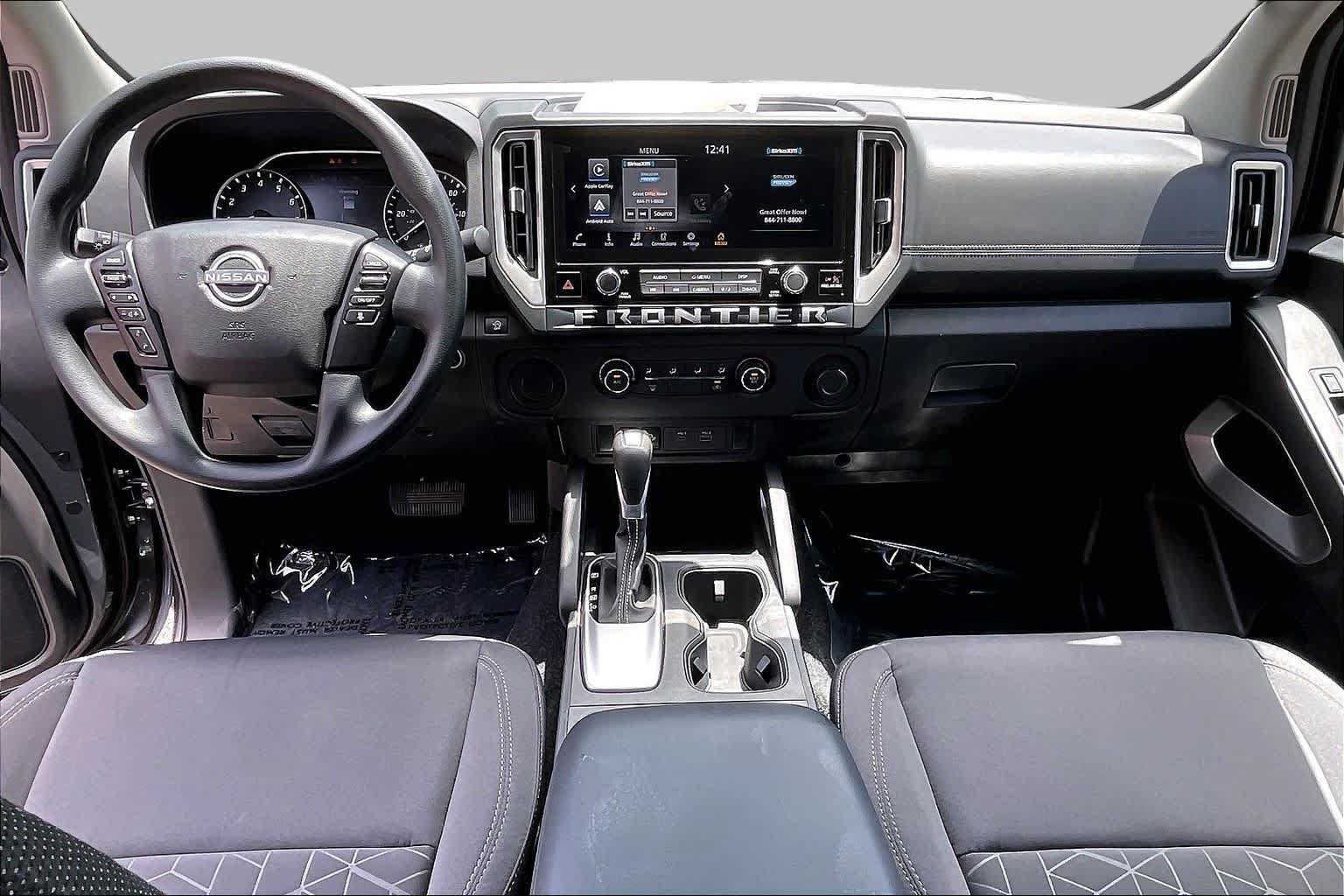 Used 2025 Nissan Frontier SV RWD image 15