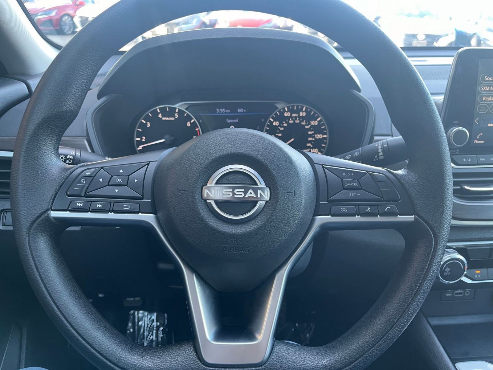 Used 2024 Nissan Altima 2.5 SV image 28