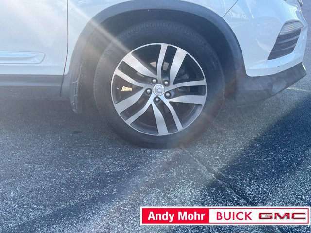Used 2017 Honda Pilot Touring image 19