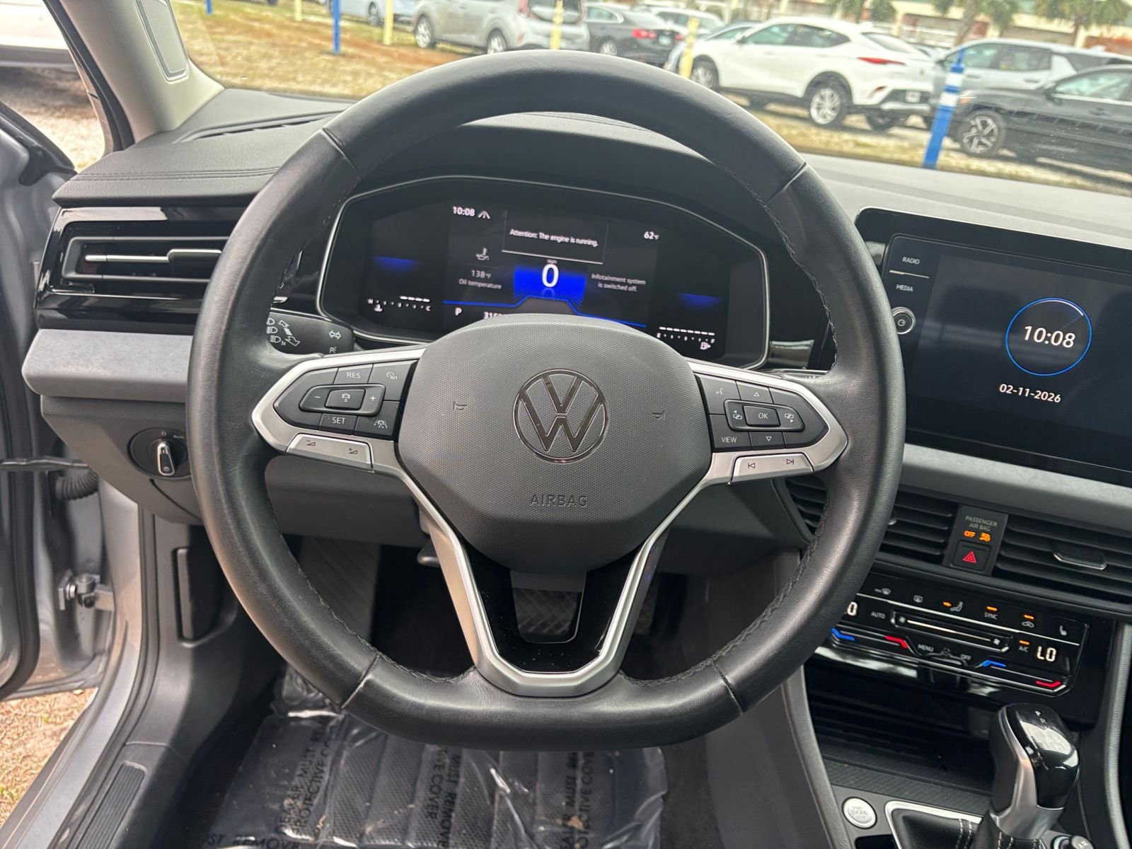 Used 2025 Volkswagen Jetta SE image 29
