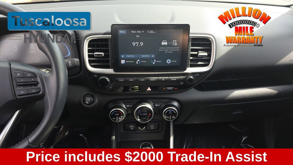Used 2024 Hyundai Venue SEL image 27