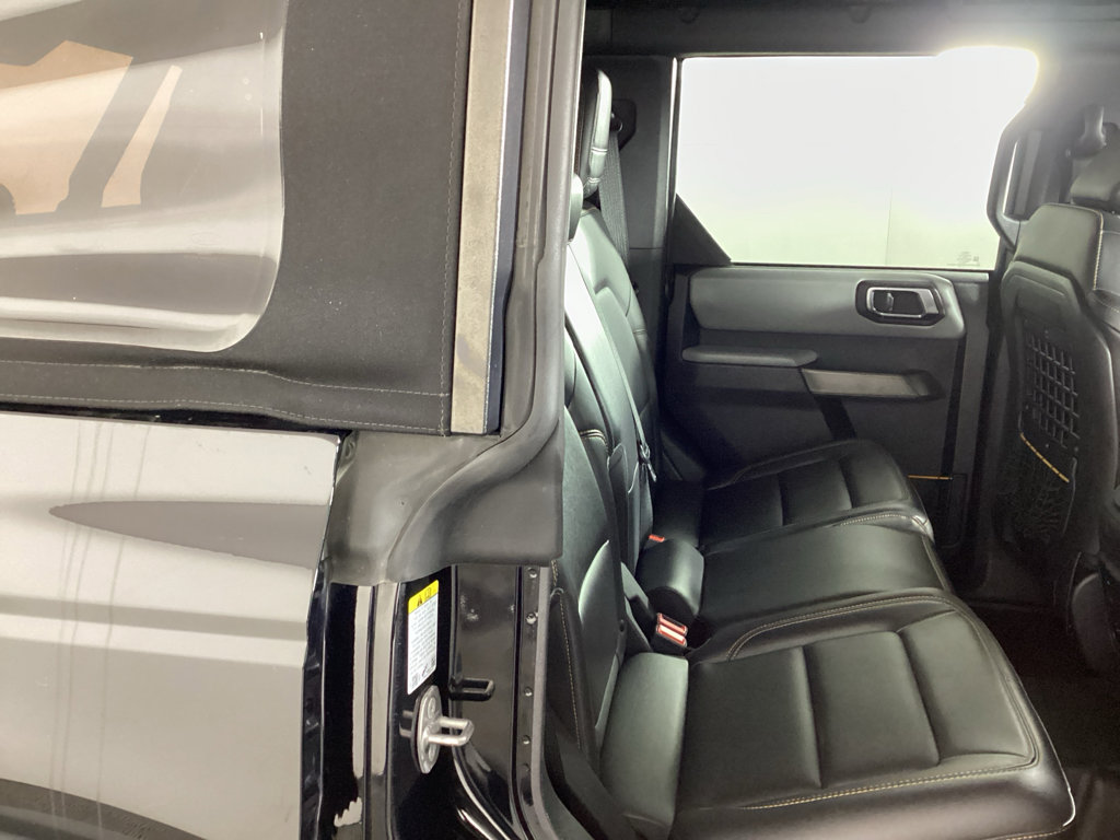 Used 2021 Ford Bronco Badlands image 10