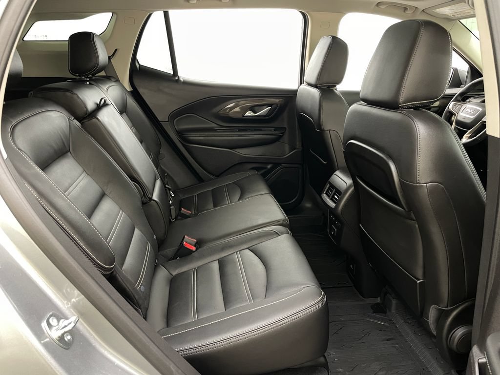 Certified 2024 GMC Terrain Denali w/ Denali Premium Package AWD/4WD image 45
