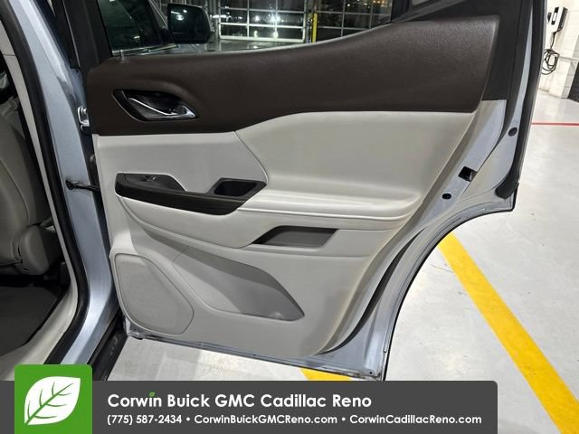 Used 2017 GMC Acadia SLT FWD image 20