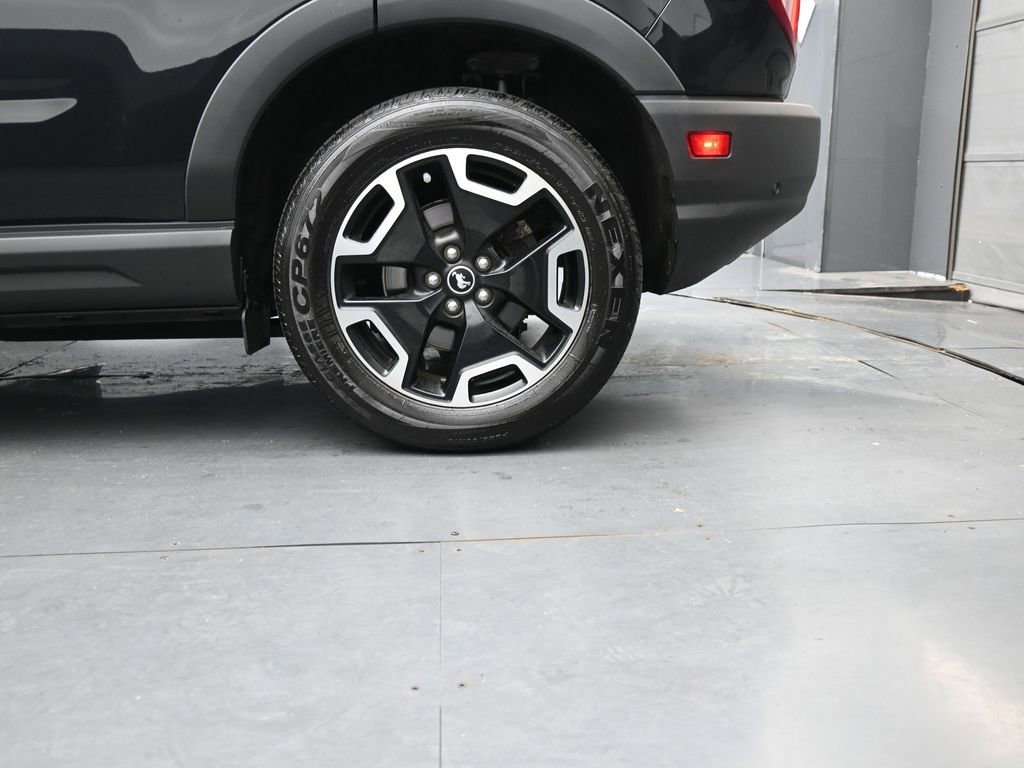 Used 2023 Ford Bronco Sport Outer Banks w/ Tech Package image 14