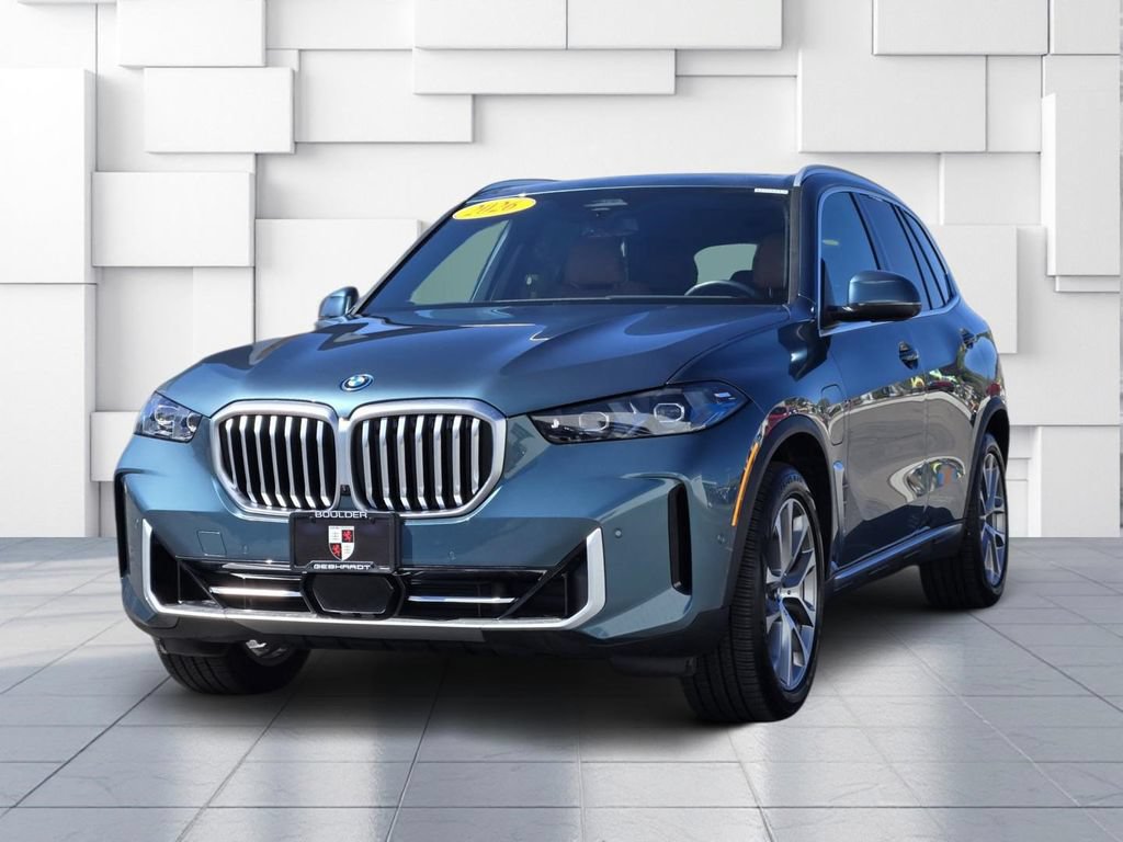 Certified 2026 BMW X5 xDrive50e w/ Premium Package AWD/4WD image 3
