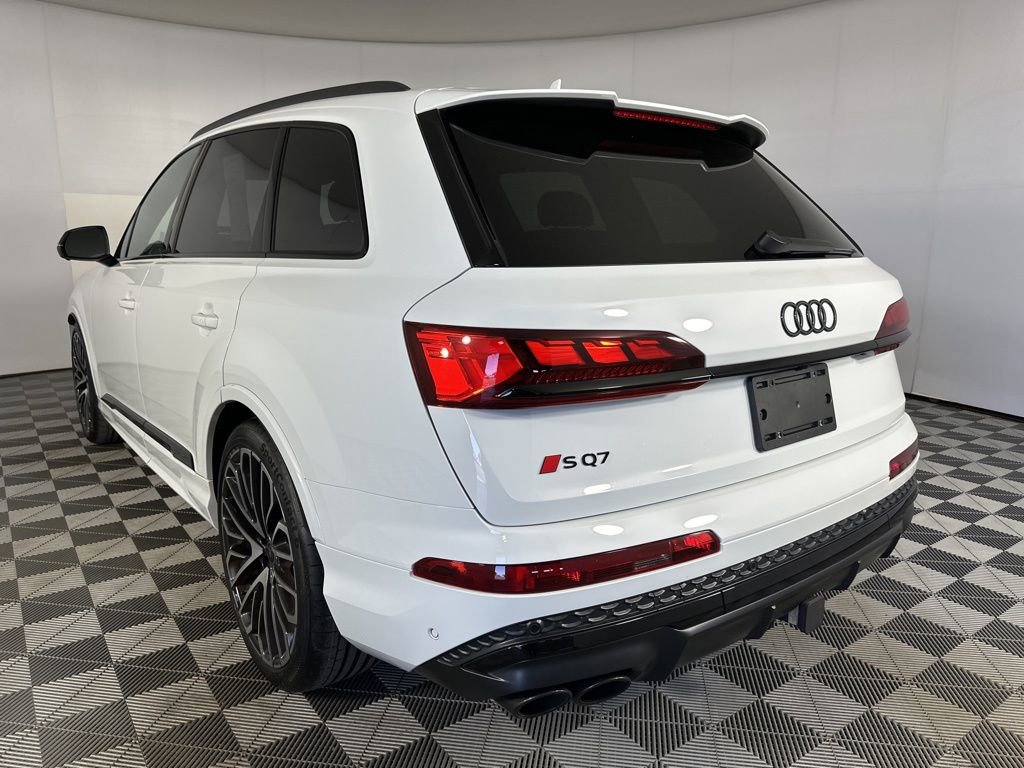 Used 2025 Audi SQ7 Prestige AWD/4WD image 30