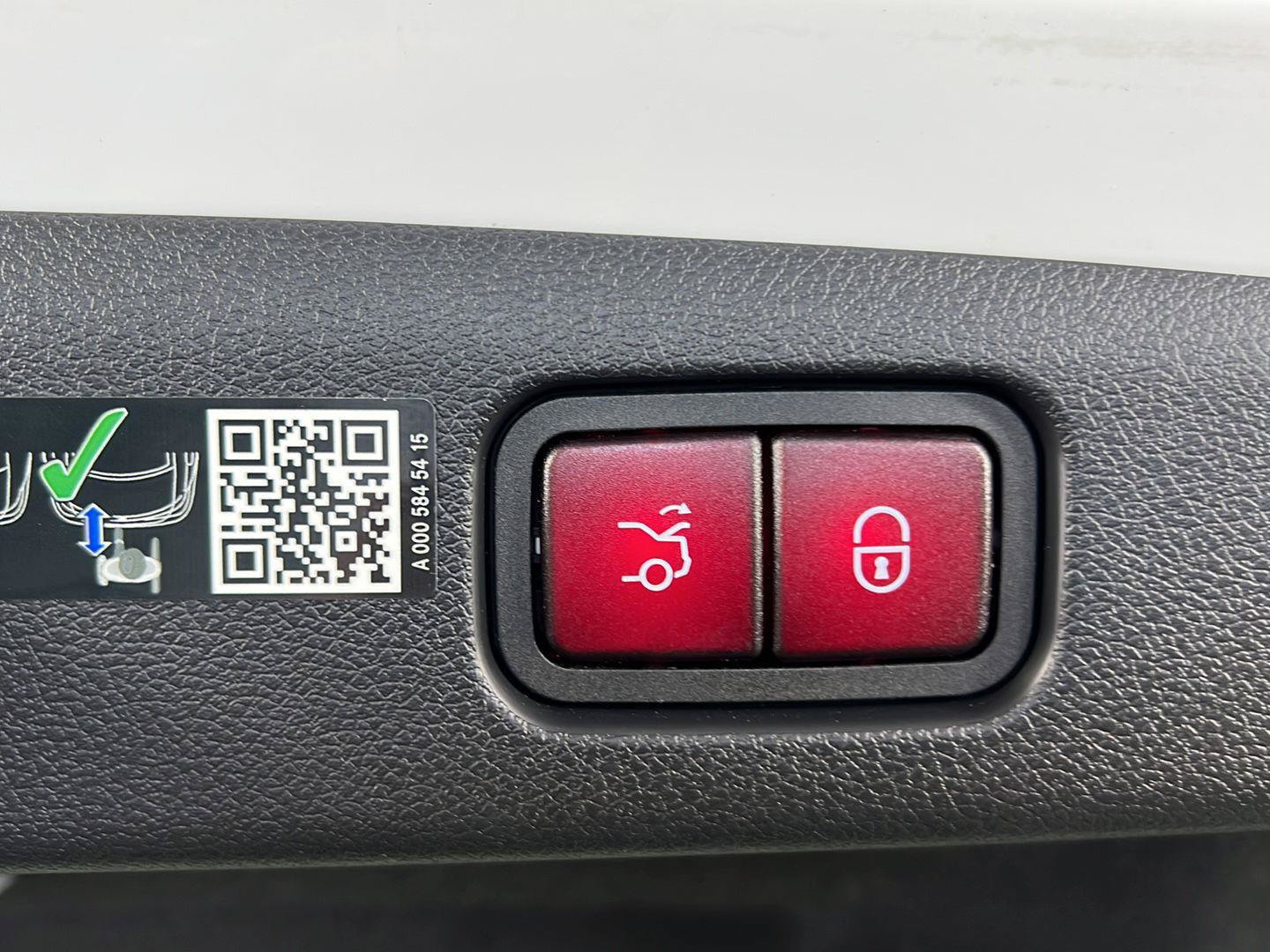 Certified 2024 Mercedes-Benz E 350 4MATIC Sedan image 16