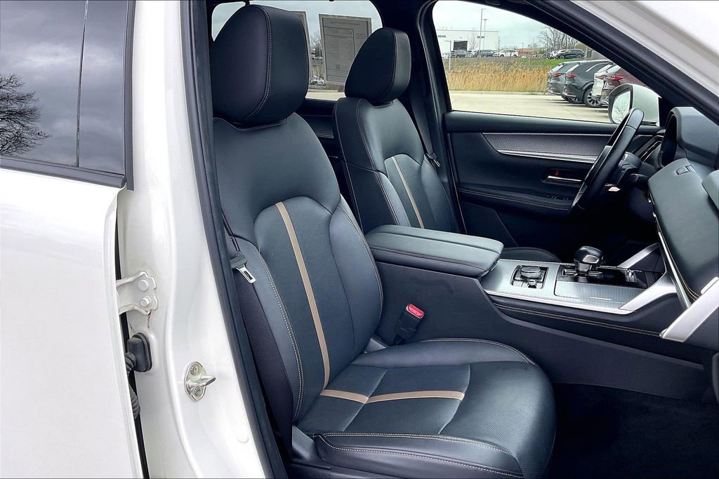 Certified 2024 MAZDA CX-90 3.3 Turbo w/ Premium Plus Pkg image 7